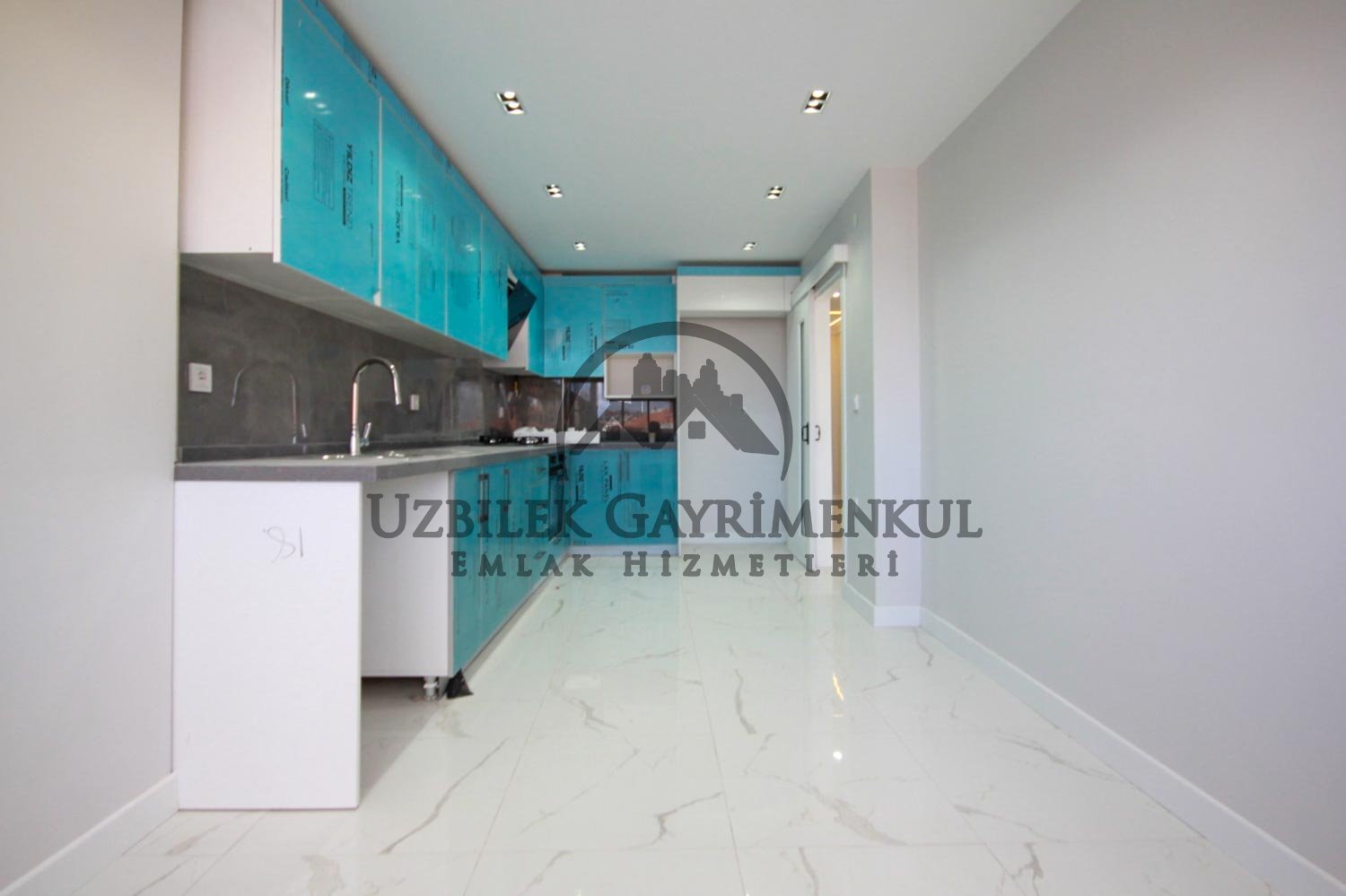 Bahçelievler Merkez Mevkii Satılık Sıfır 6+2 250 m2 Dubleks Daire 